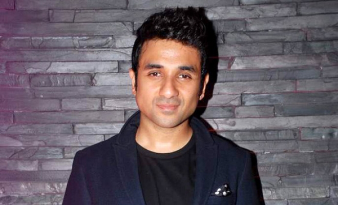 M_Id_398871_Vir_Das